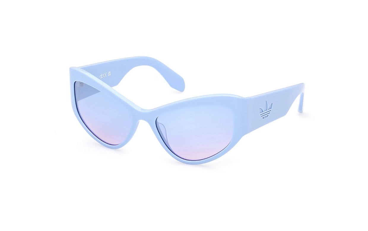 Adidas Originals, gafas celestes estilo cat-eye