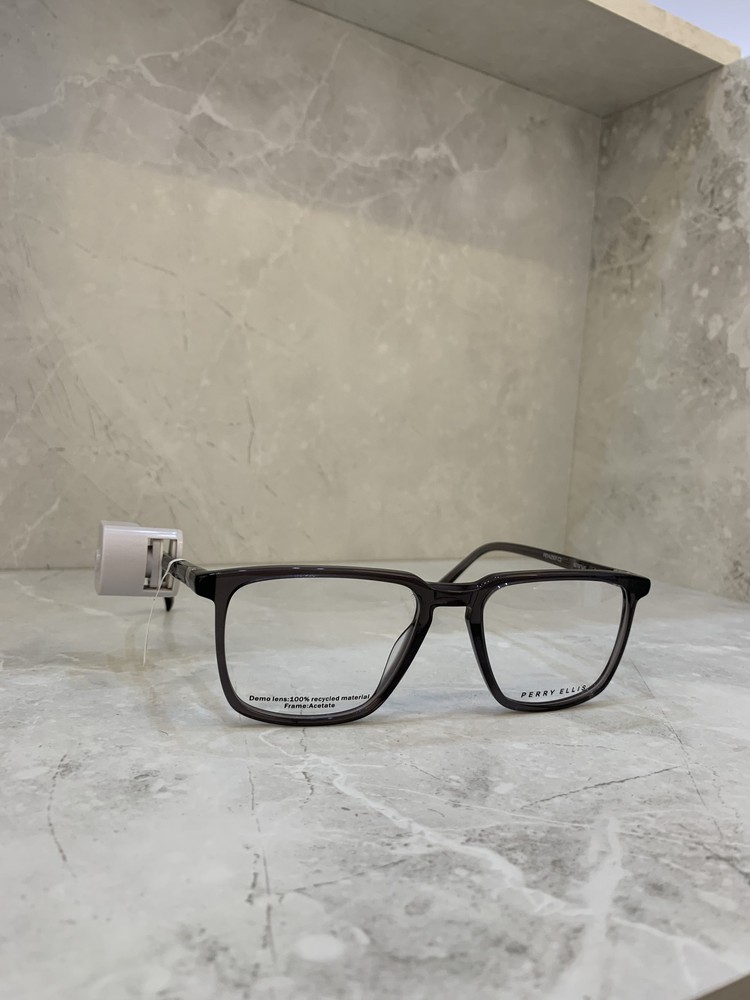 Perry Ellis, Rectangular oscura