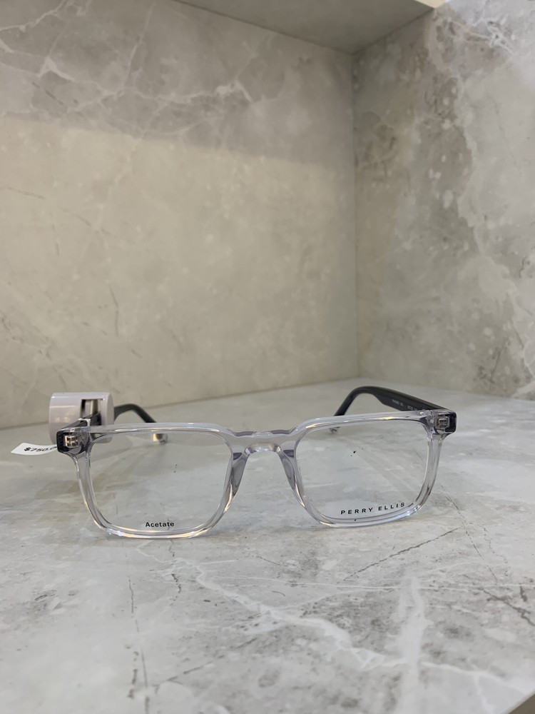 Perry Ellis, Armazón transparente en acetato