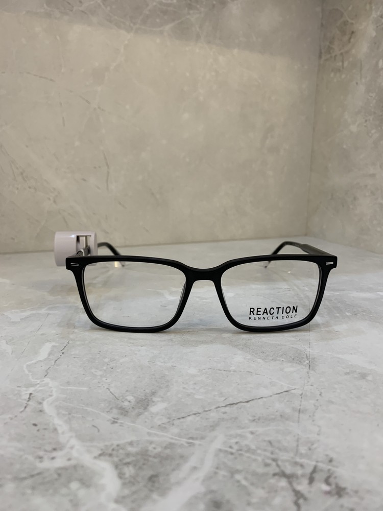 Kenneth Cole Reaction, Rectangular negro mate