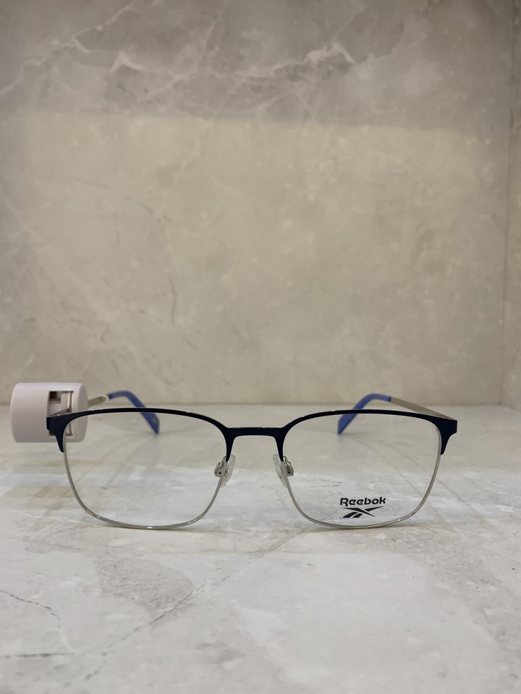 Reebok, Rectangular metálica plateada